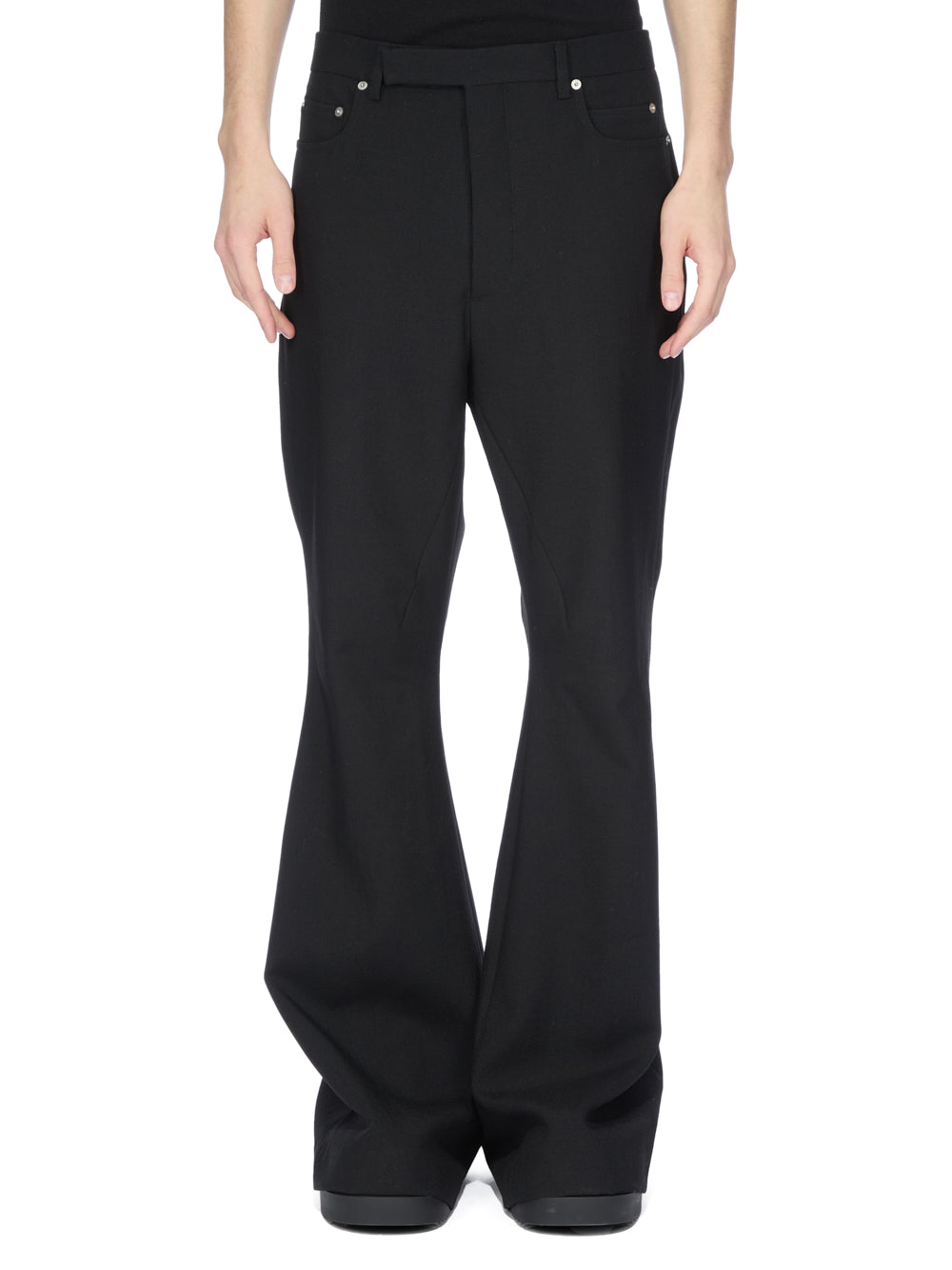 TAILORED BOLAN