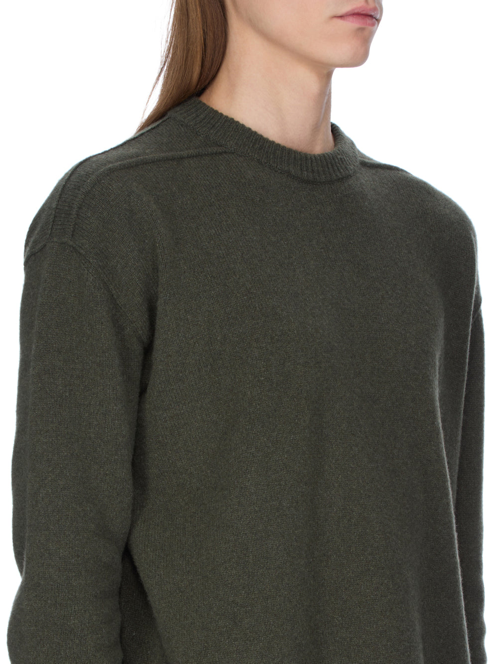 ROUND NECK