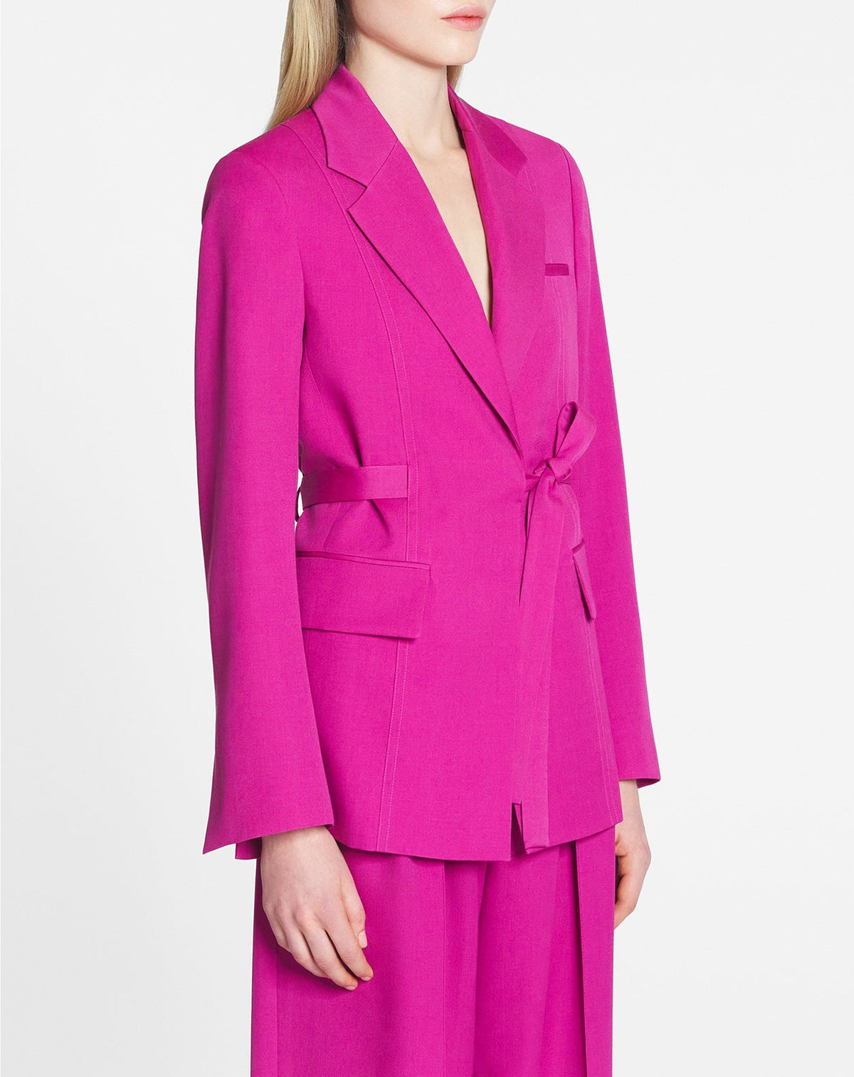 Veste tailleur ceinturée en laine - Fuchsia
