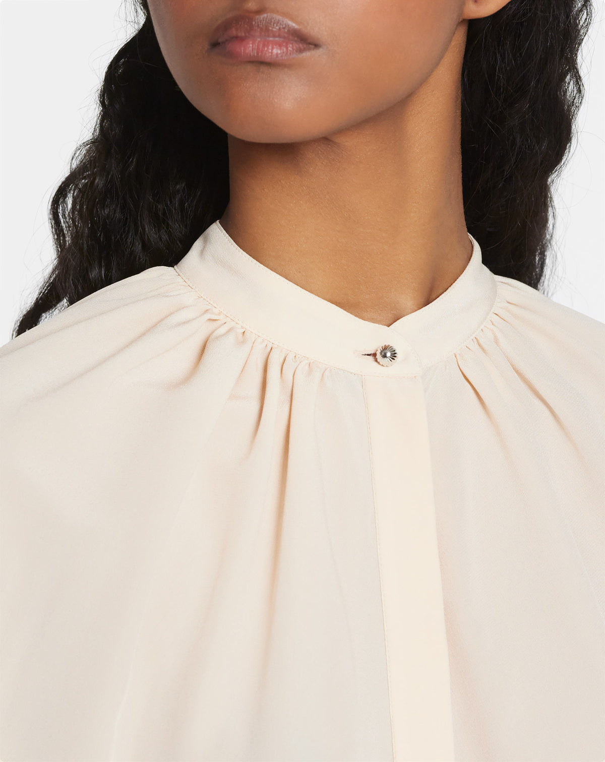 ZZNO STOCK IVOIRE LONG SLEEVE BUTTON UP BLOUSE IN SILK