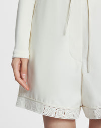 Short à basque broderie anglaise - Blanc casse