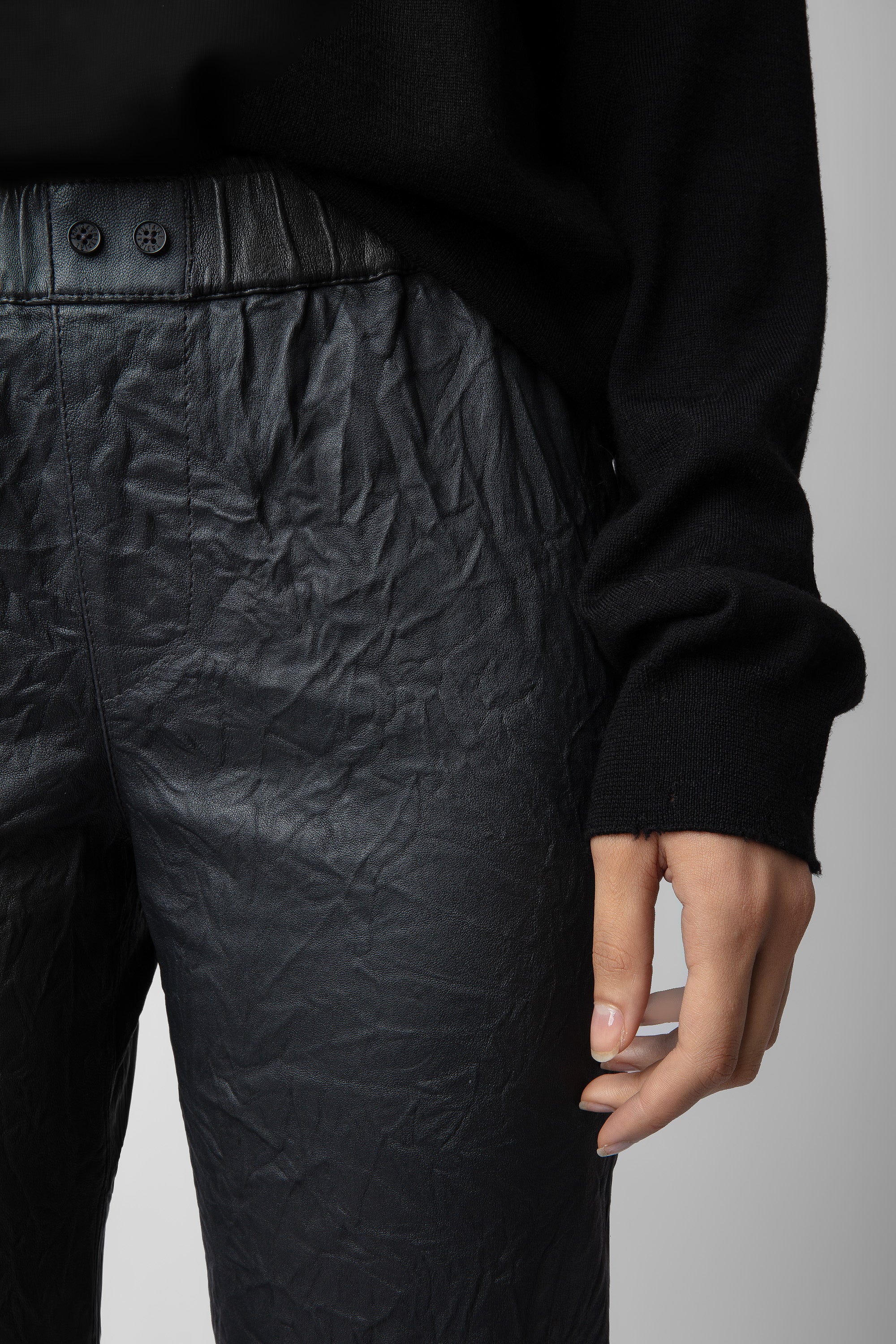 Pauline trousers in crinkled leather - Anthracite
