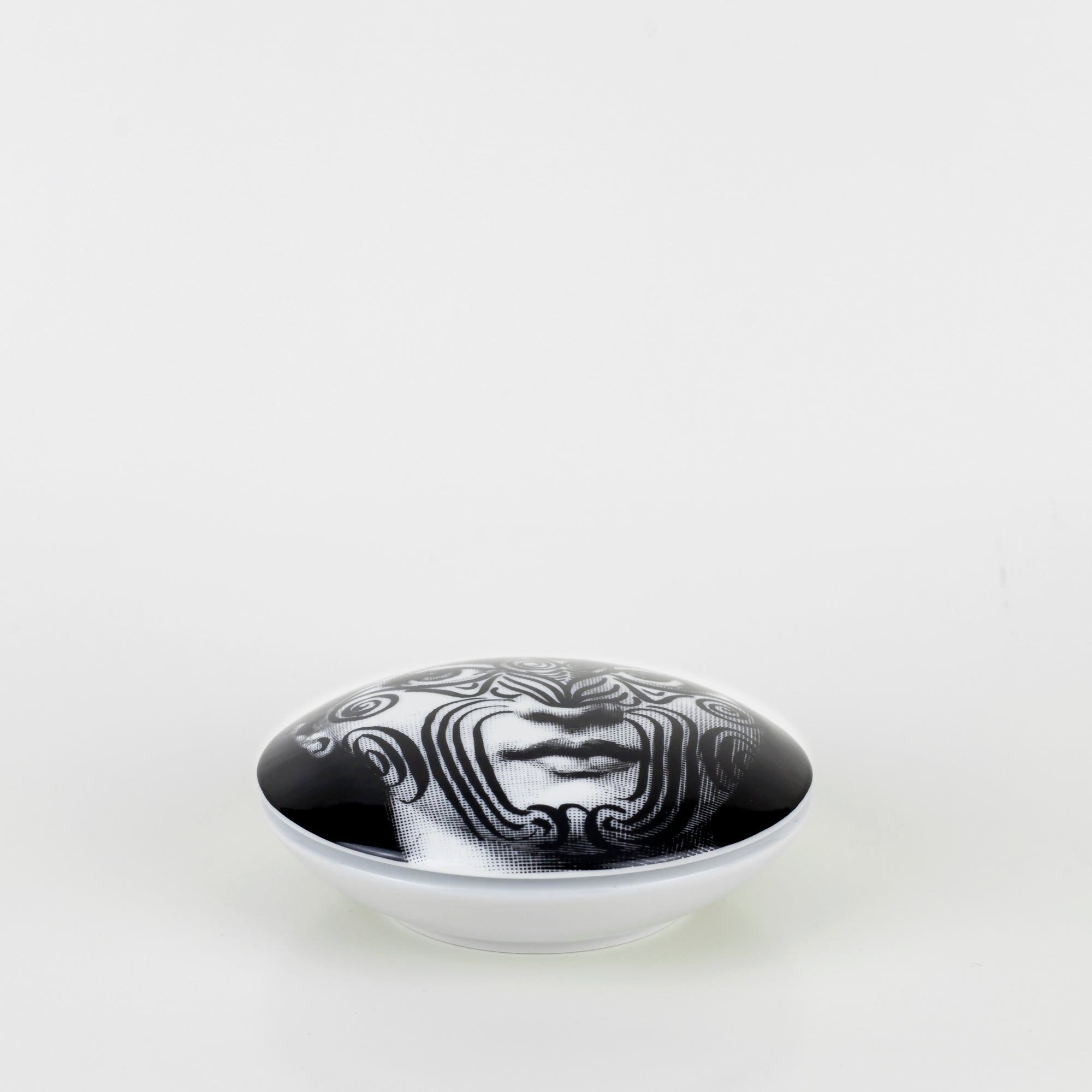 Tema e Variazioni n.9 round porcelain box - Black & White