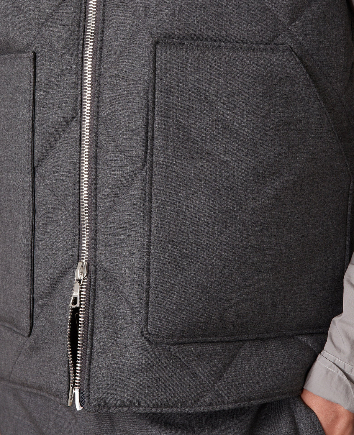 MID GREY // DOUDOUNE XAVIER