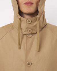 BEIGE // Trench coat Fergie