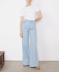 LIGHT BLUE // Jean Romy