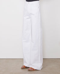 WHITE // Jean Romy
