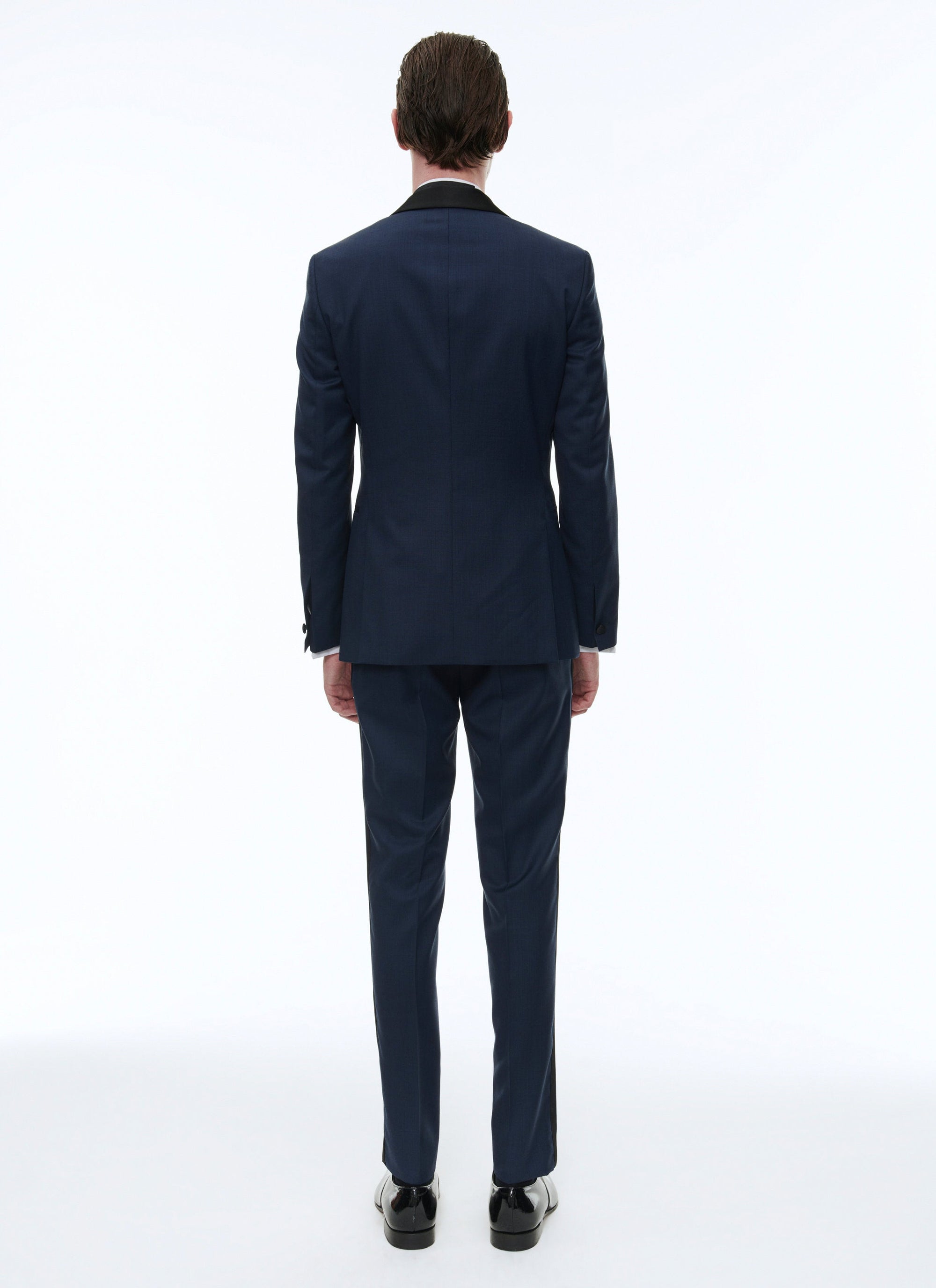 Smoking ajusté et boutonné en laine - Carbone