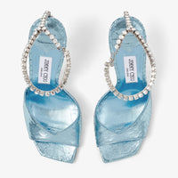 Sandales Saeda 100 en cuir imprimé serpent métallisé - Ice Blue & Crystal