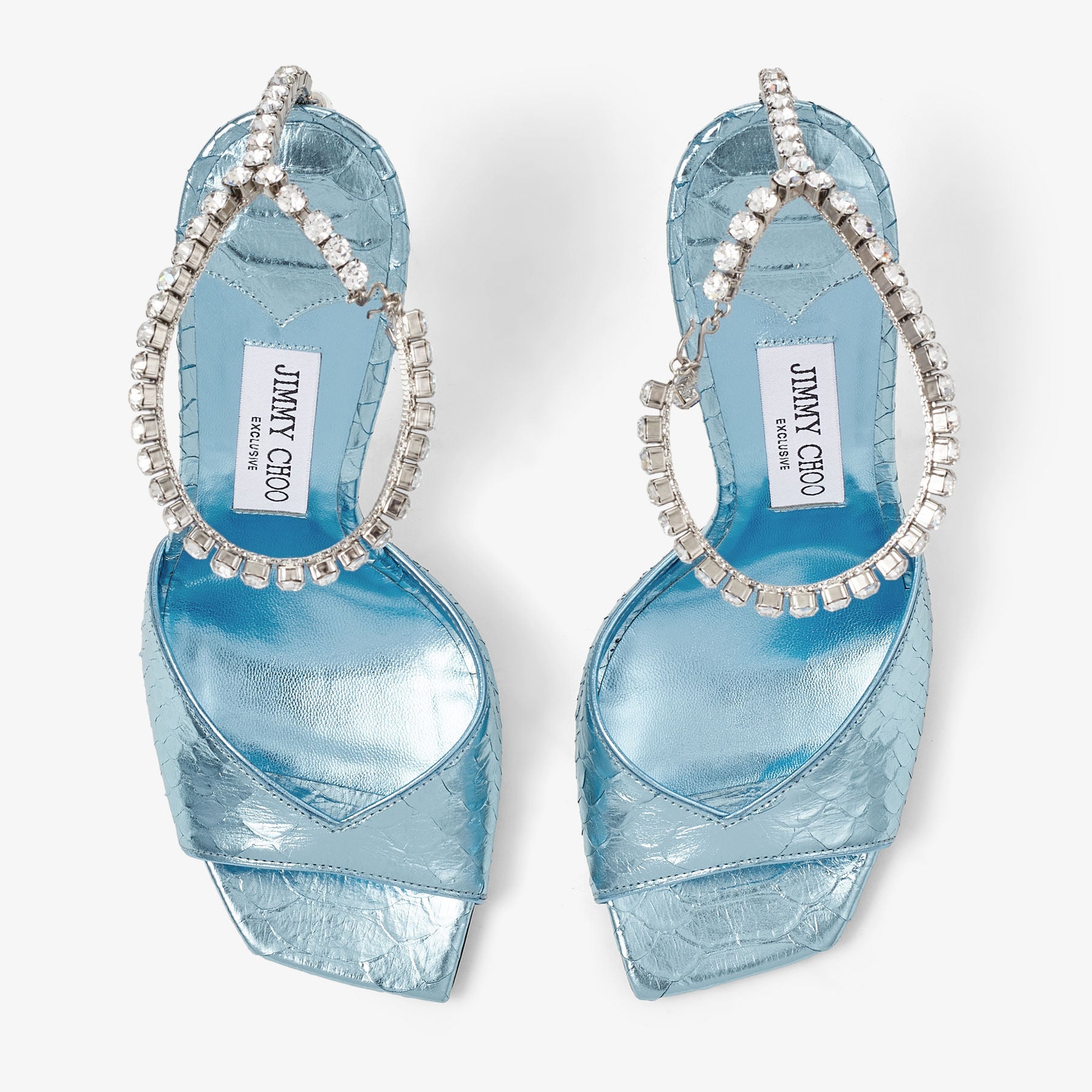 Sandales Saeda 100 en cuir imprimé serpent métallisé - Ice Blue & Crystal