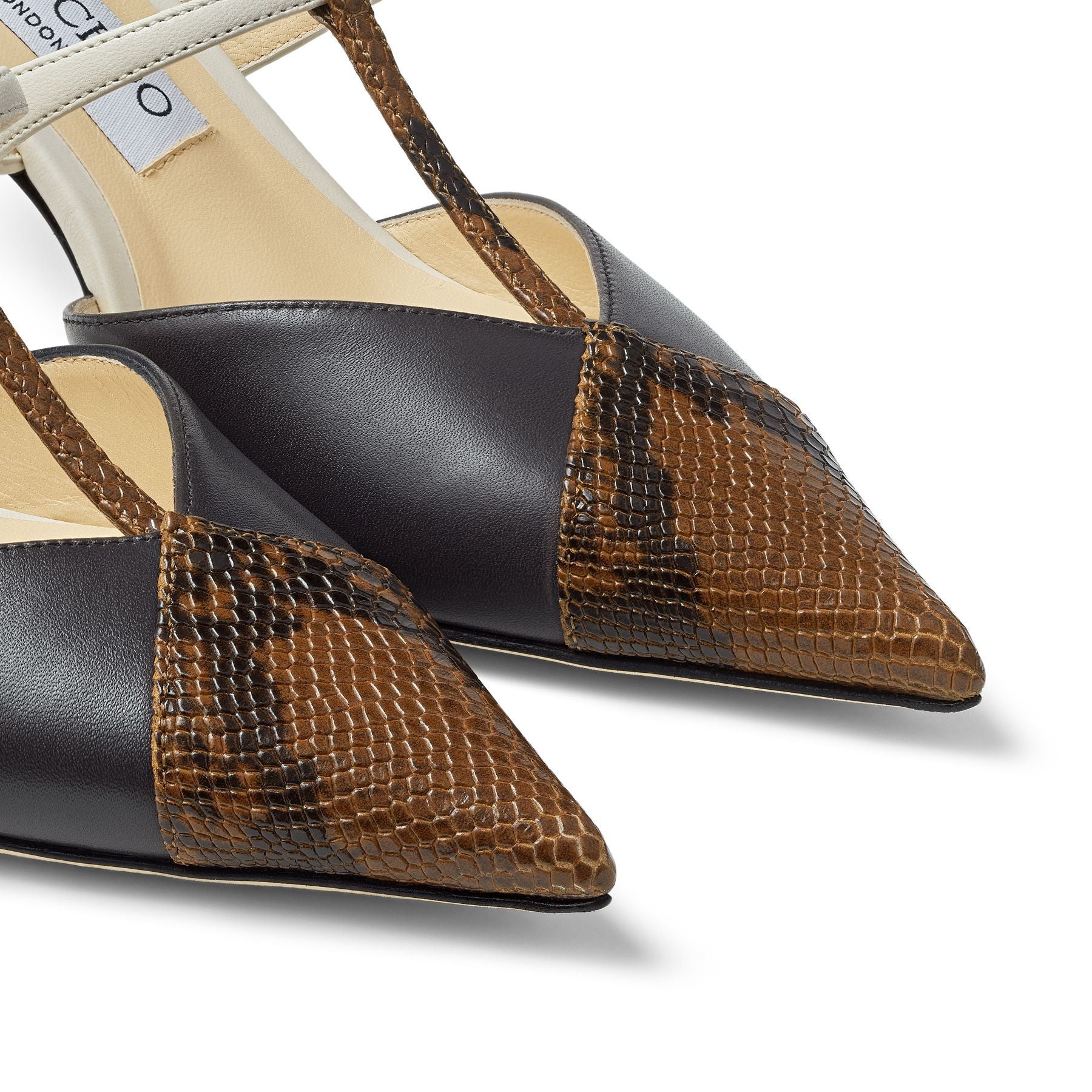 ZNO STOCK 0 DJV 3/2 ST 67% Price 190 / Reco 200 CUOIO/DUSK/LATTE Shoe SAONI 65