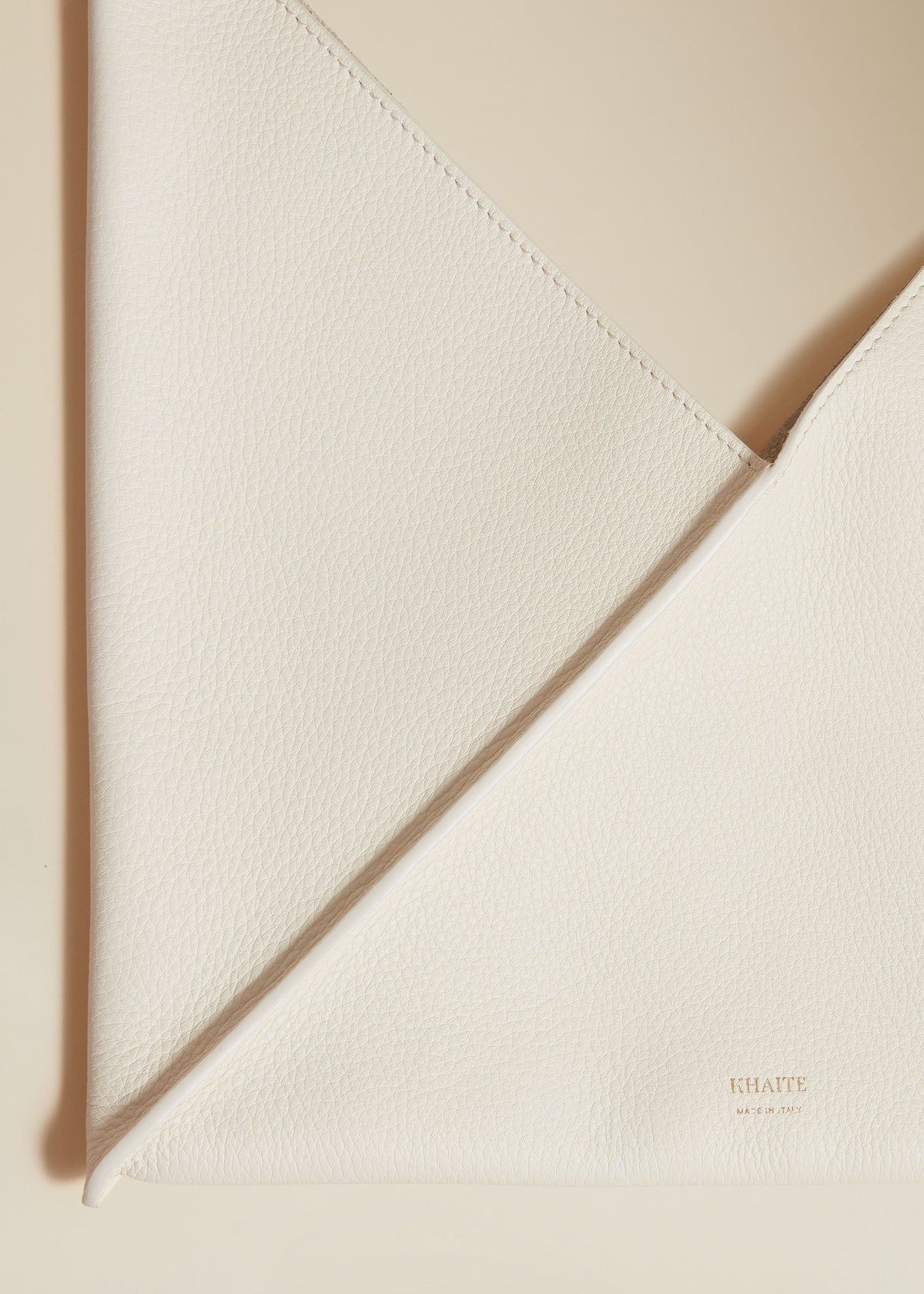 Off White The Small Sara Tote In Off-White Pebbled Leather - Off White