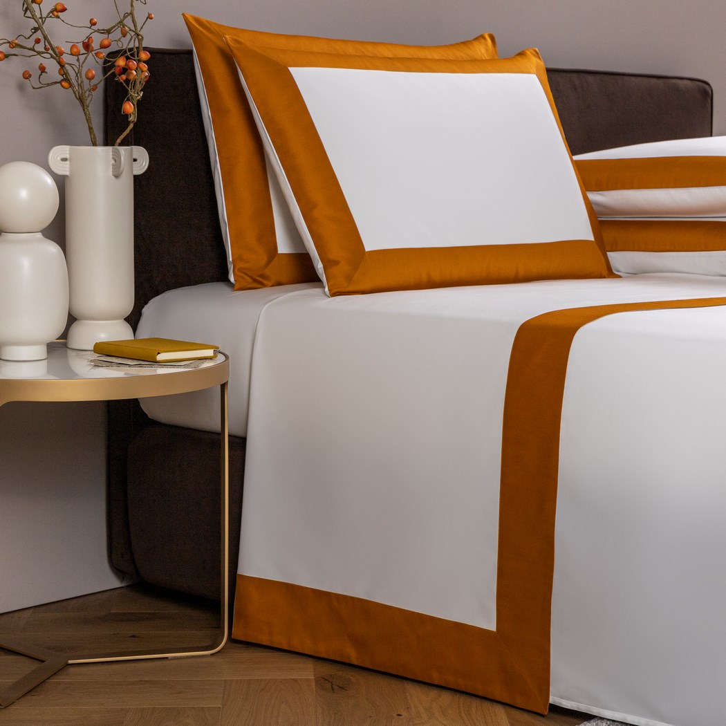 BOLD / DOUBLE KING PARURE HOUSSE DE COUETTE AVEC 2 TAIE D'OREILLER 51X71 ET UN DRAP PLAT