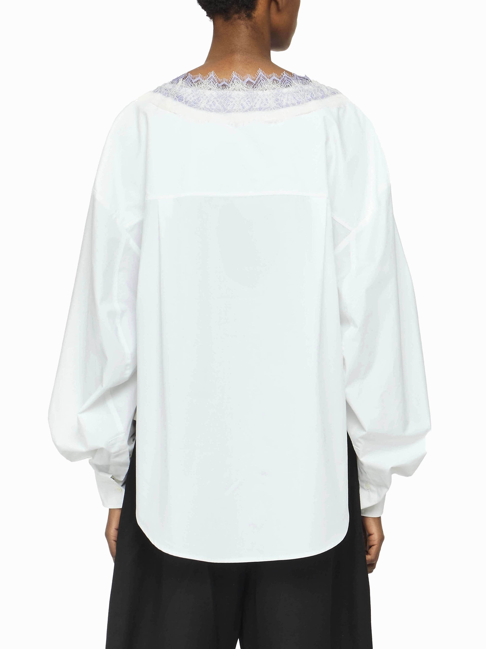 Chemise À Col En V Avec Bordure En Dentelle - White