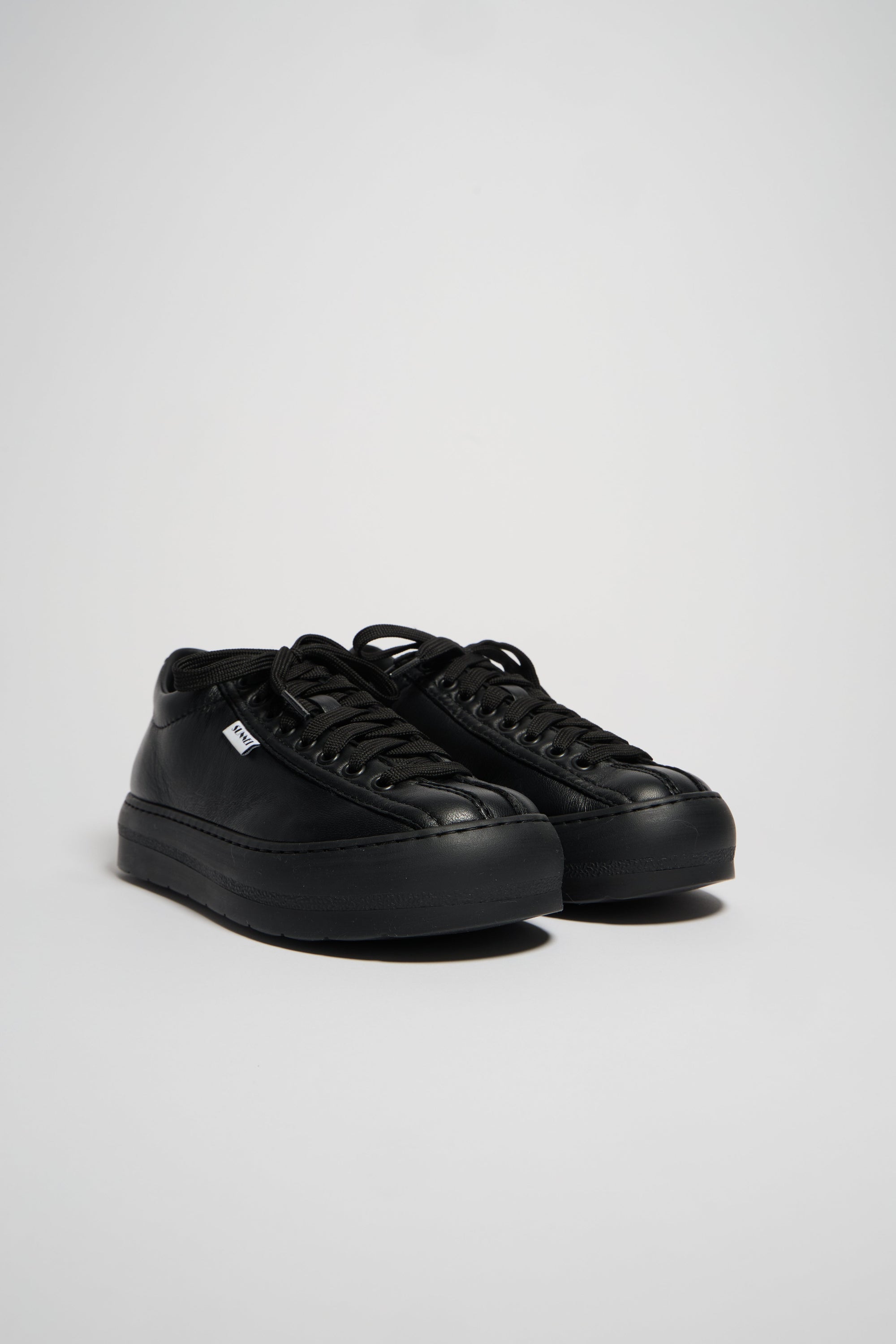 Rêveur leather sneakers - Black
