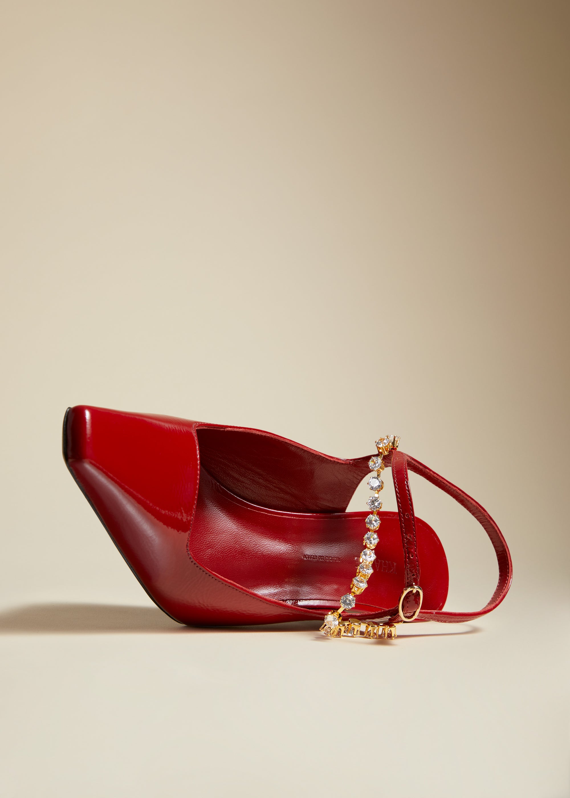 Sidney pump in leather - Fire Red