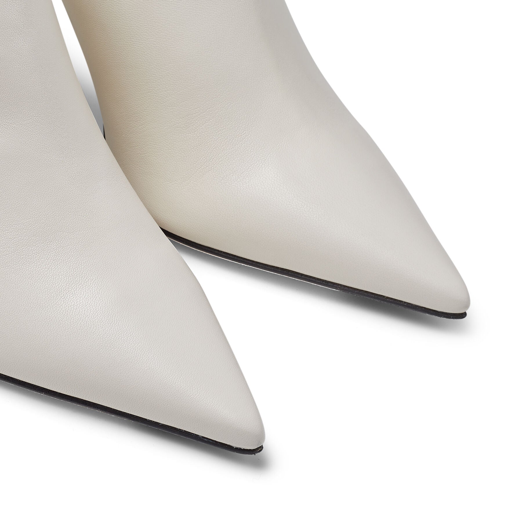 ZNO STOCK 0 DJV 1/0 ST 0% Price 220 / Reco 280 LATTE/MINT Boot SIOUX 100