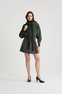 Khaki / Mini jupe plissée en laine technique éco-responsable