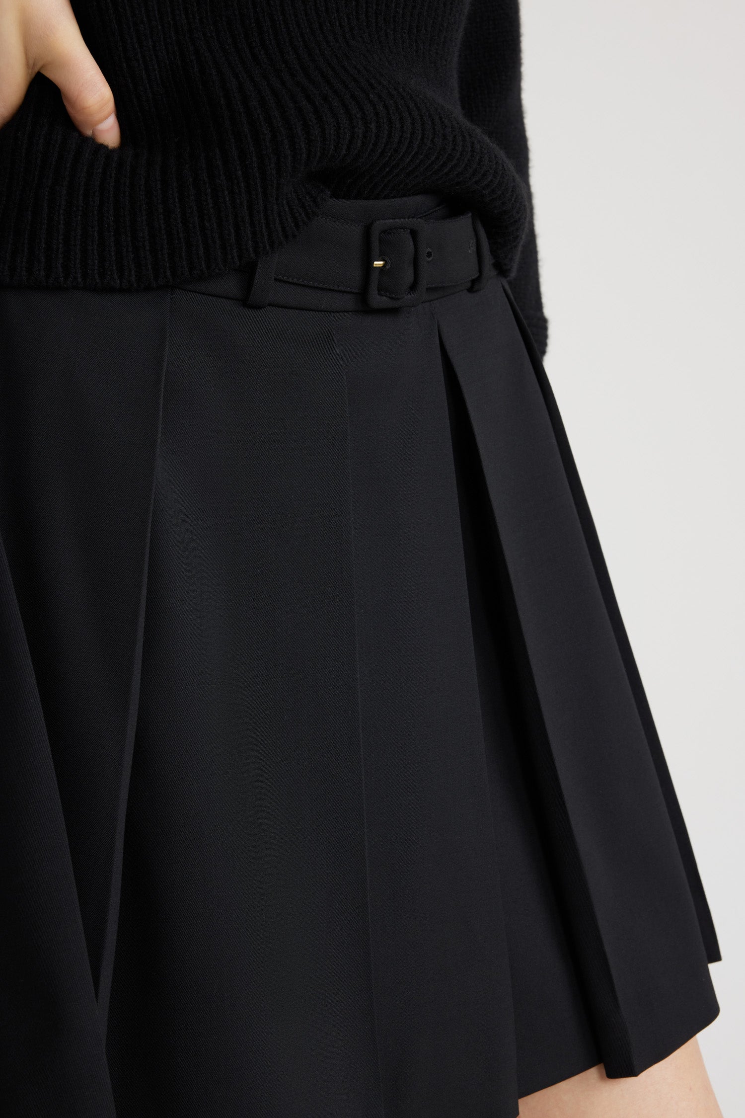 Pleated wool mini skirt - Black