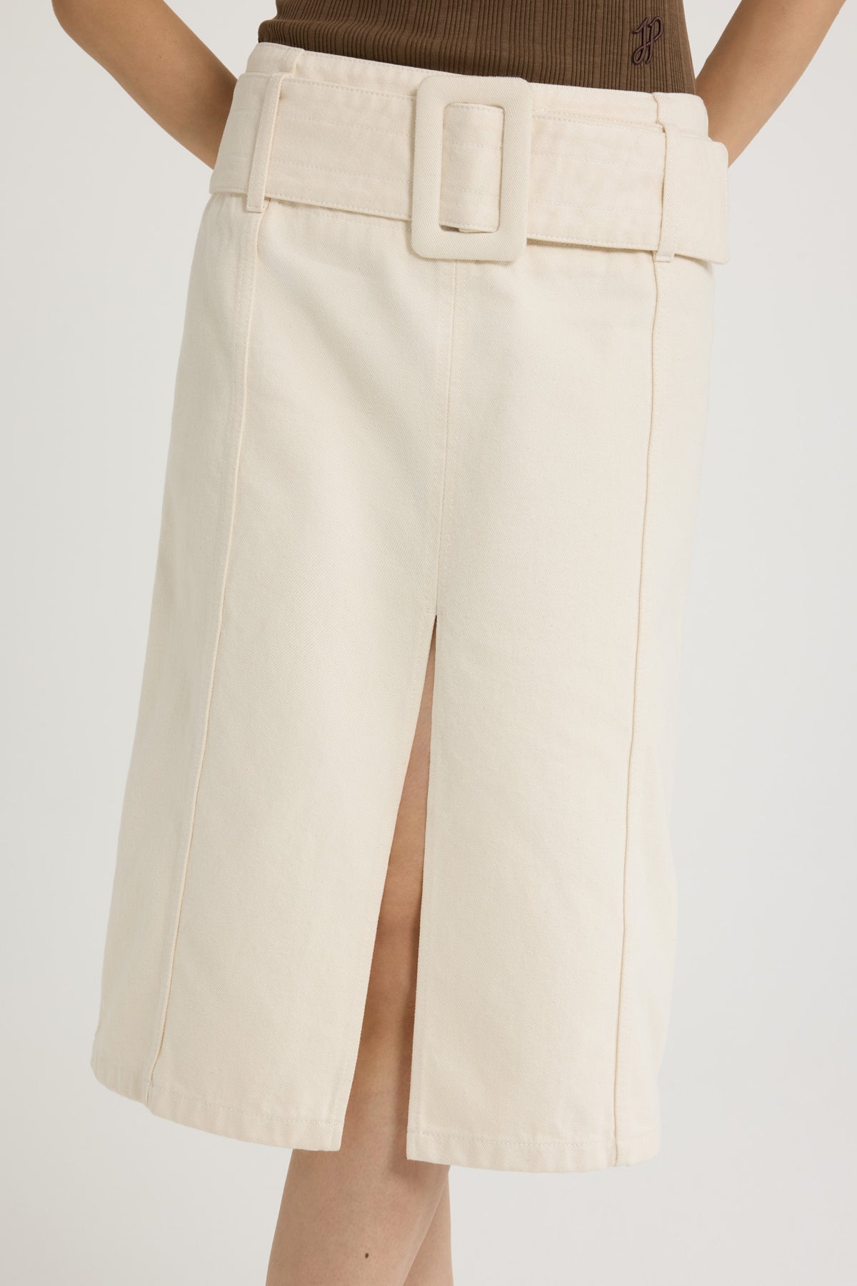 Natural / Jupe midi ceinturée en denim de coton
