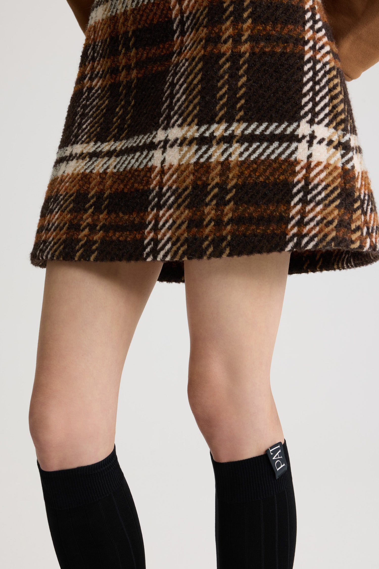 Short trapeze skirt in wool - Autumn