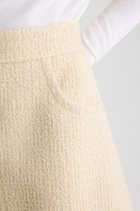 Jupe courte asymétrique en tweed de laine - Blanc Cassé