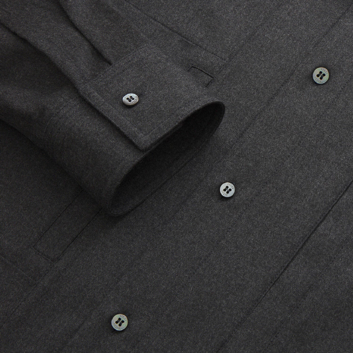 Wool blend shirt with pockets and flap - Grey