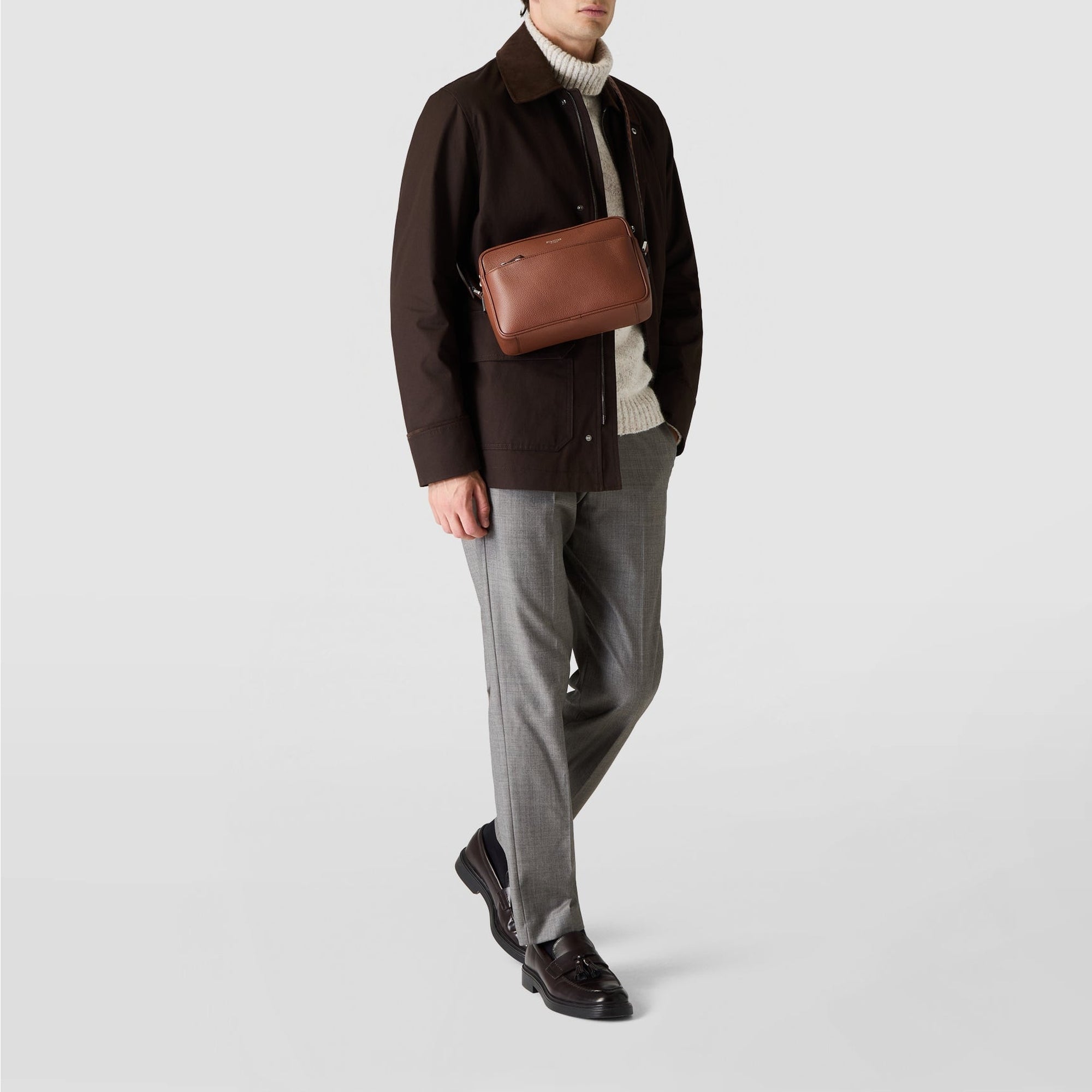 East West leather messenger bag - Tobacco