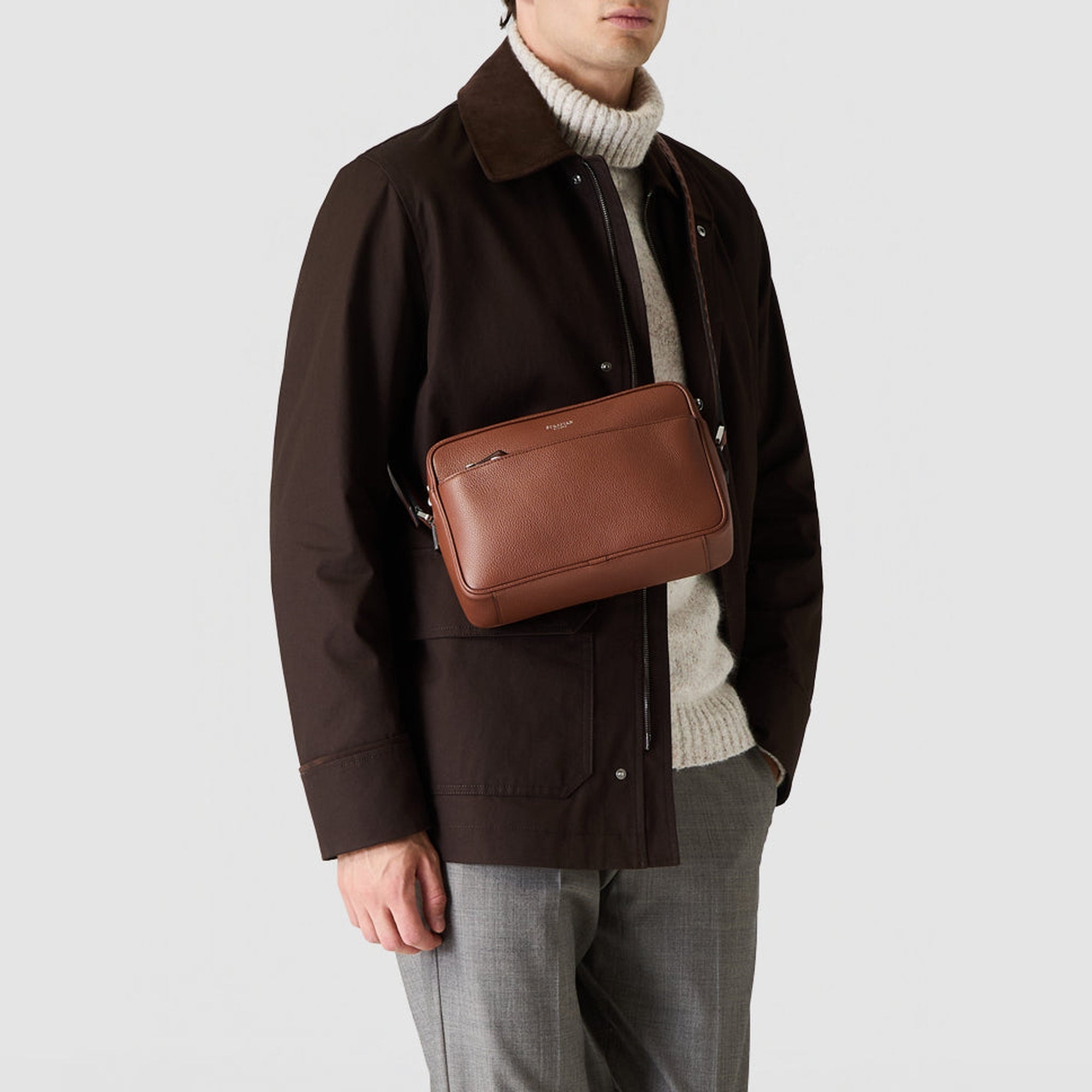 East West leather messenger bag - Tobacco