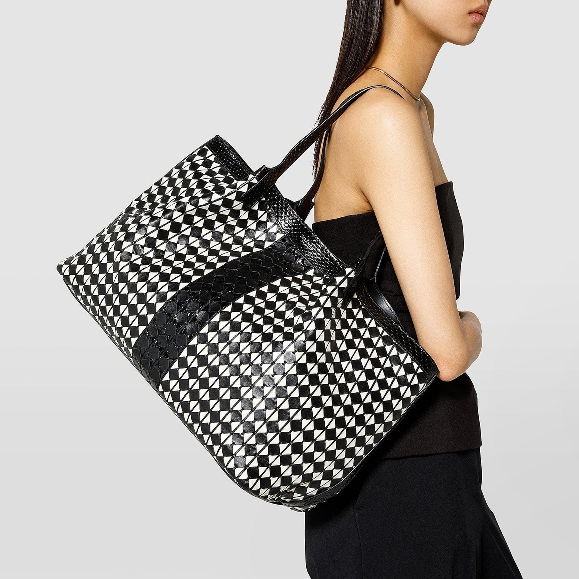 Secret bag in Mosaico leather - Black & Off White