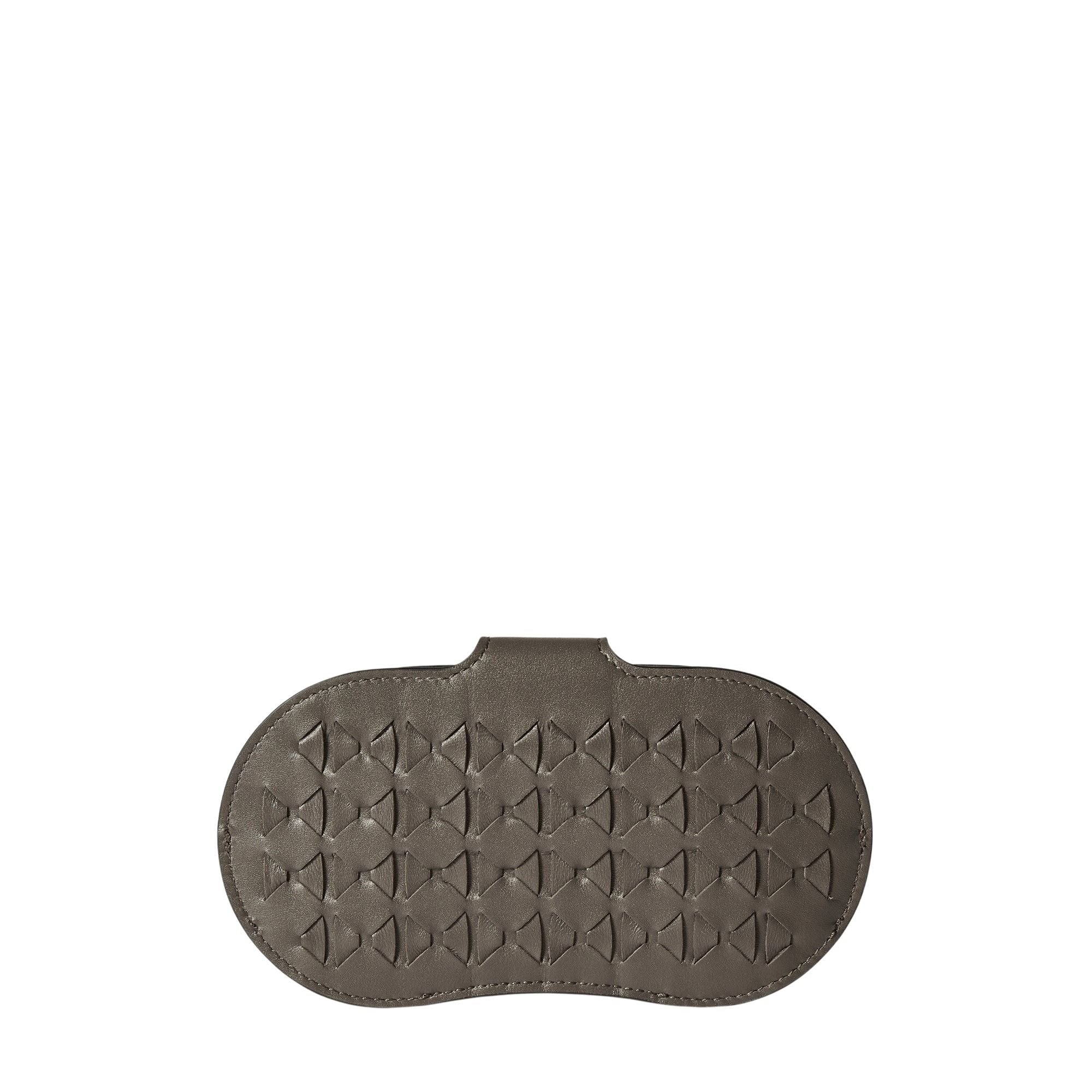 Étui à lunettes en cuir tressé Mosaico - Moon Grey