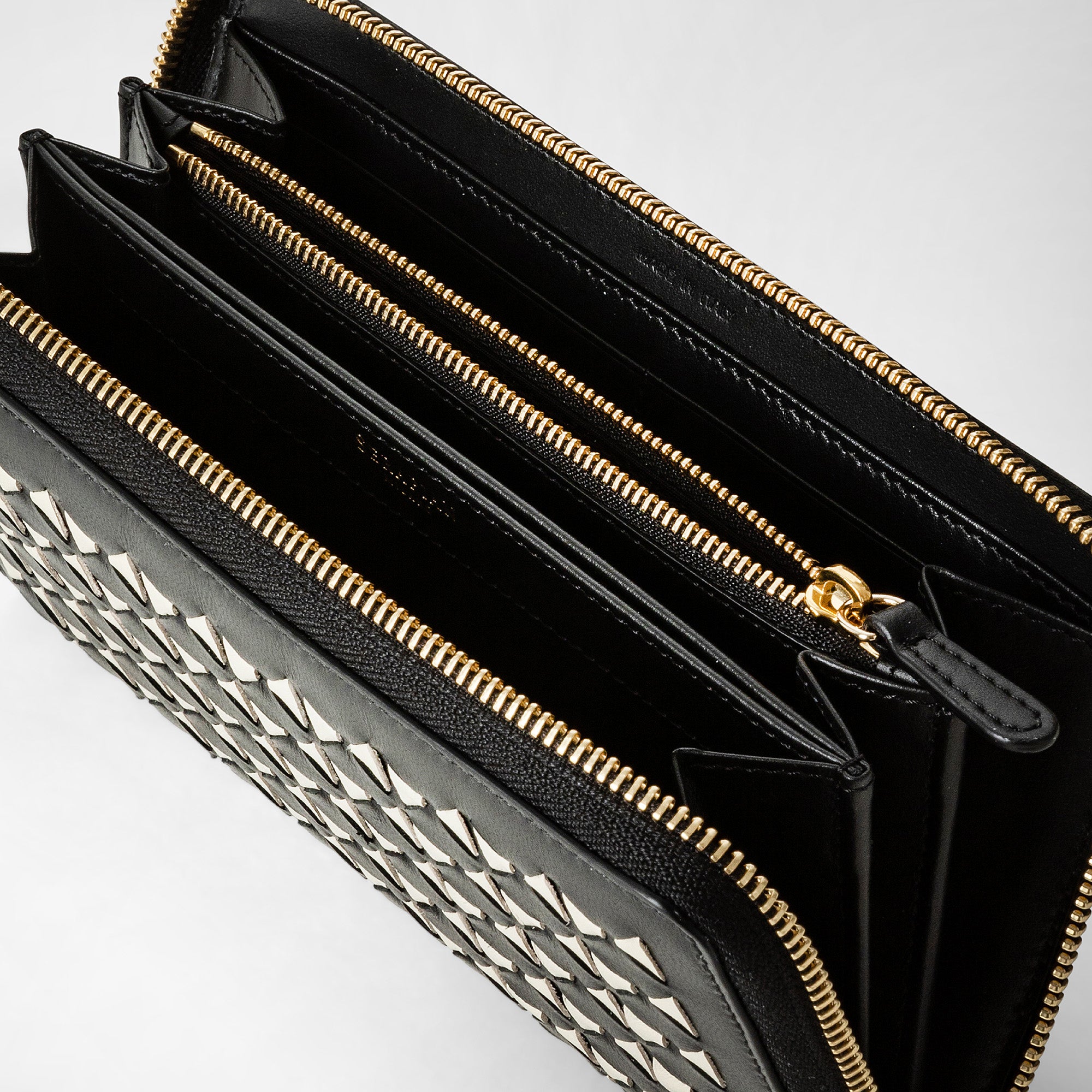 Mosaico leather zipped wallet - Black & White
