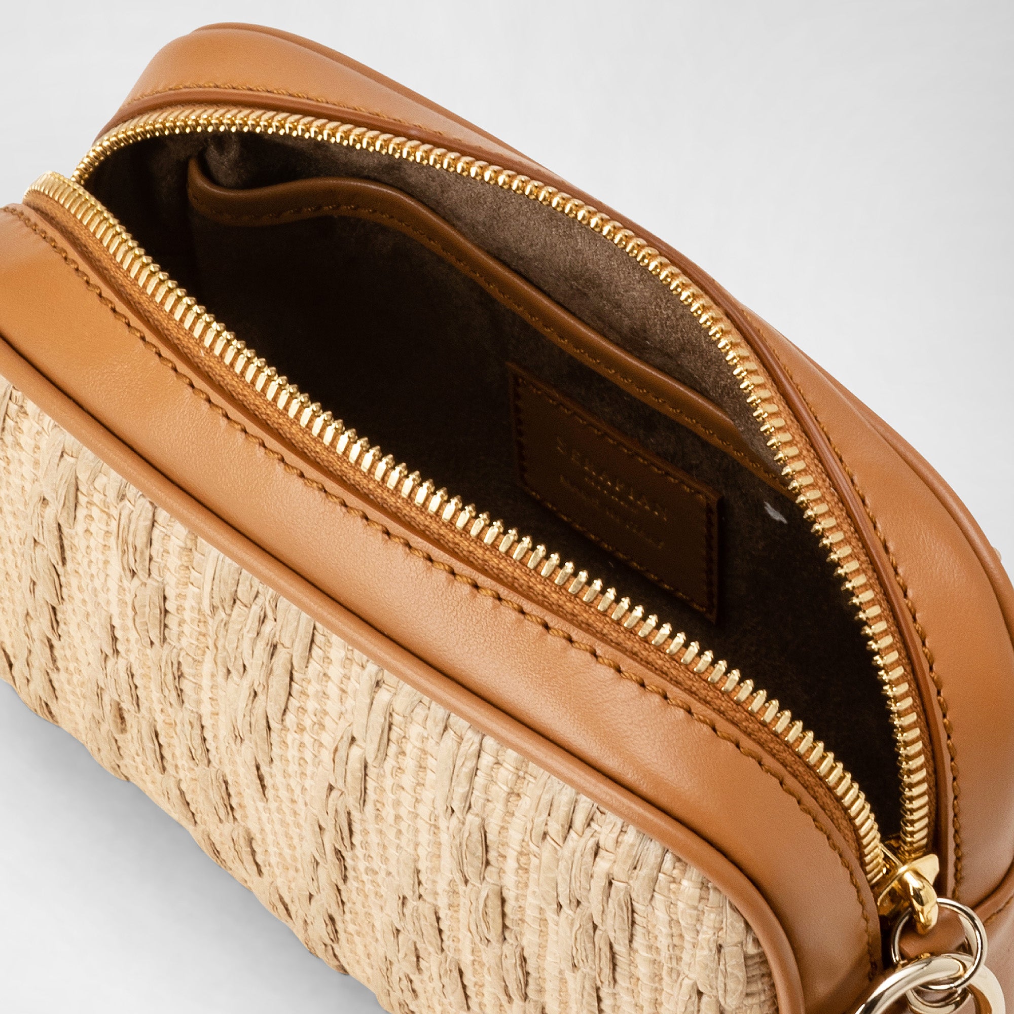 Mini sac avec bandoulière en raphia - Natural & Caramel