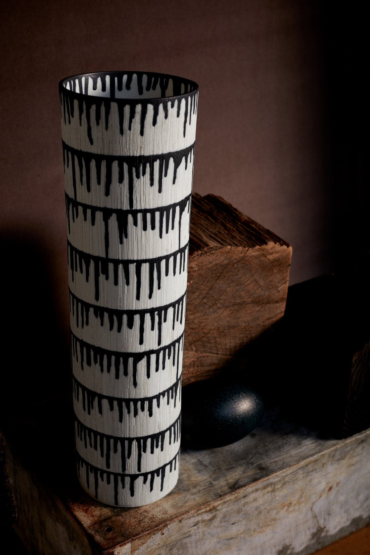Très grand vase Tokasu en porcelaine - Blanc & Indigo