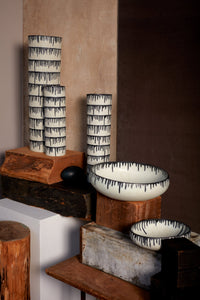 Très grand vase Tokasu en porcelaine - Blanc & Indigo