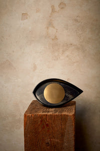 Plateau Wide Eye Kelly Behun en nacre & laiton - Noir & Or