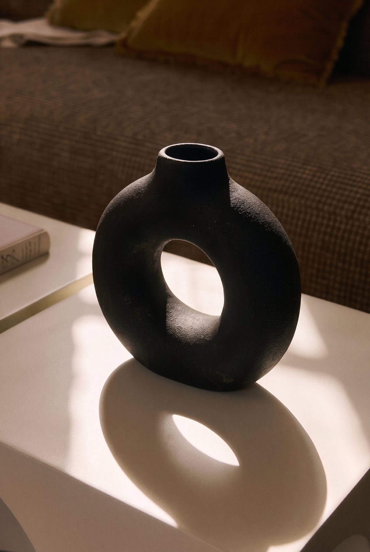 Vase Susanar en céramique - Noir