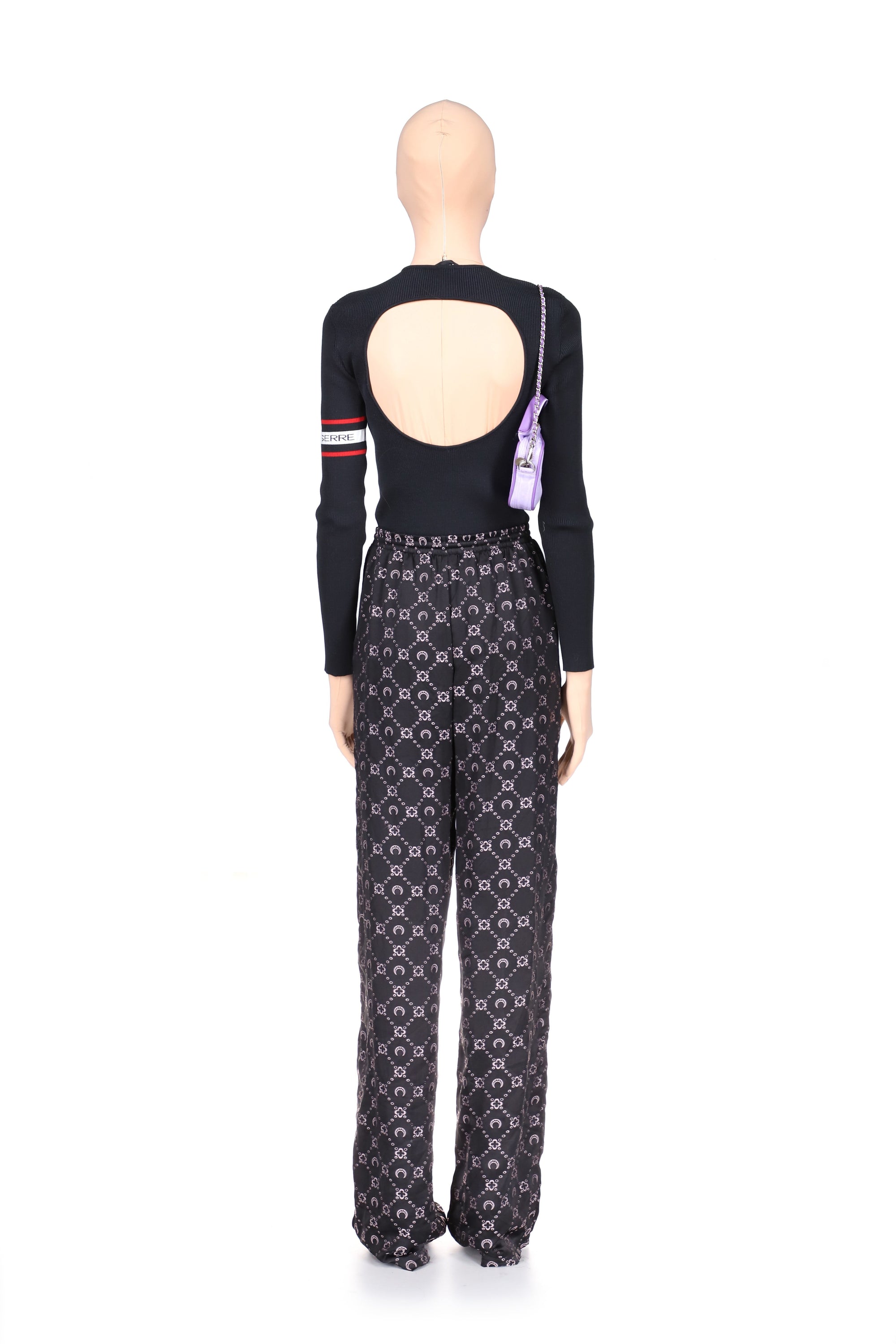 PRIX MARQUE : 95€_Black Pull - Black