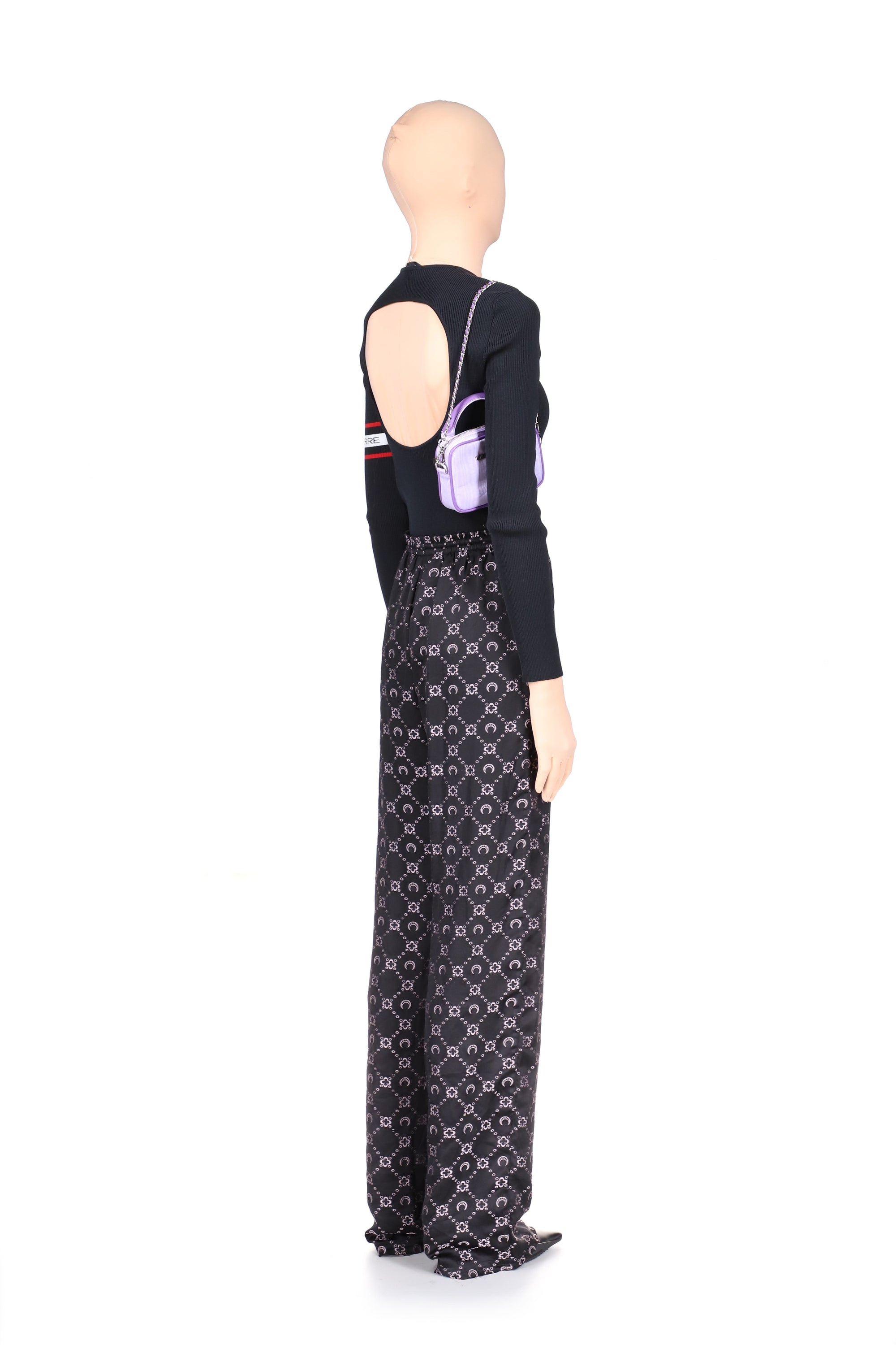 PRIX MARQUE : 95€_Black Pull - Black