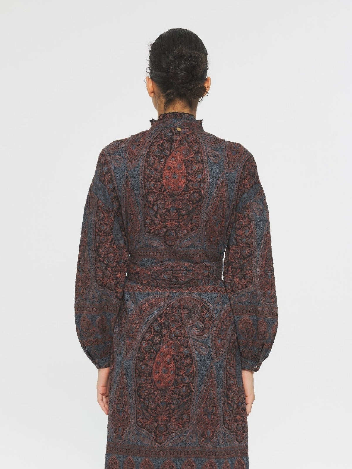 Robe Tajaro - Black