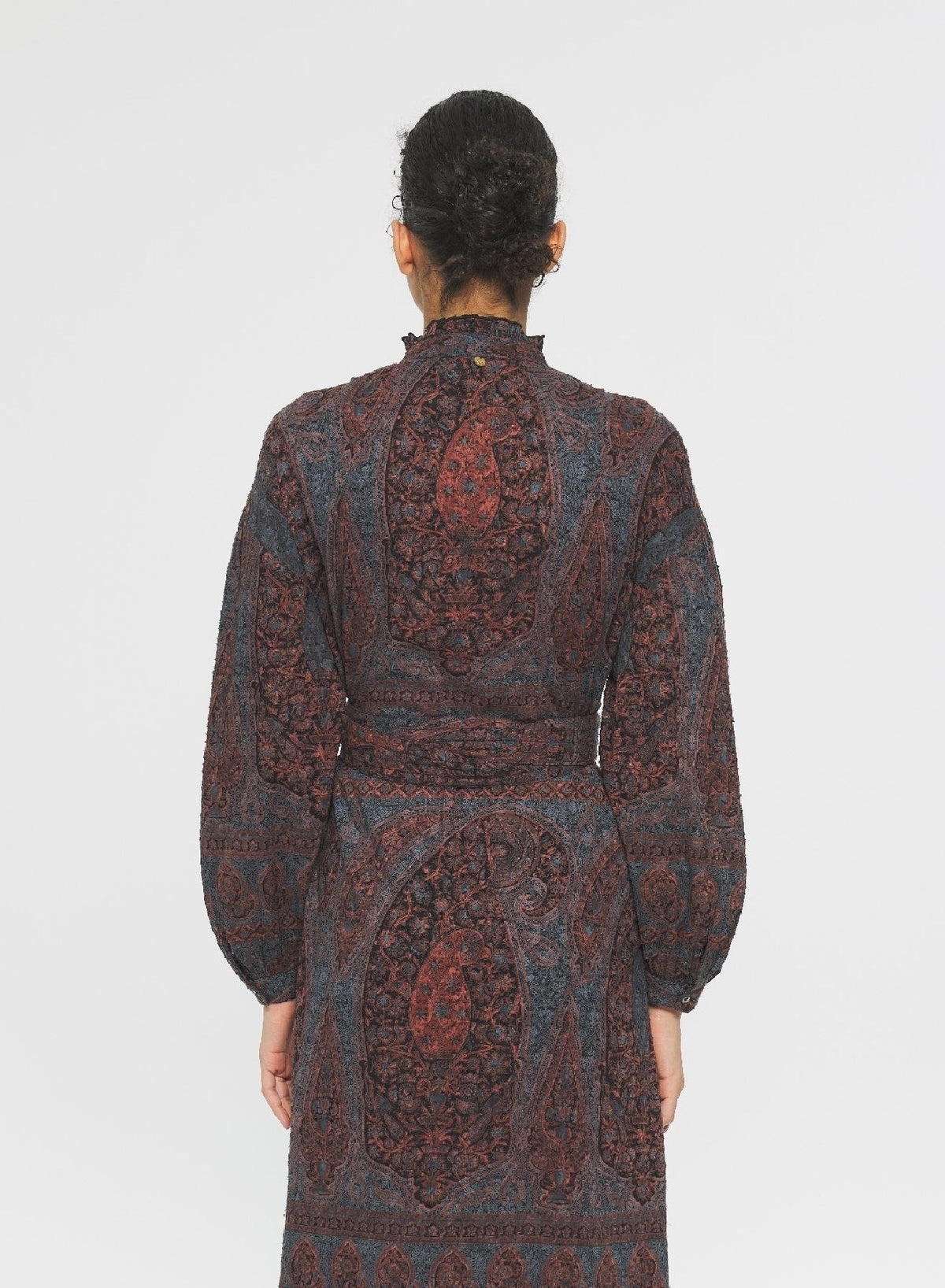 Robe Tajaro - Black