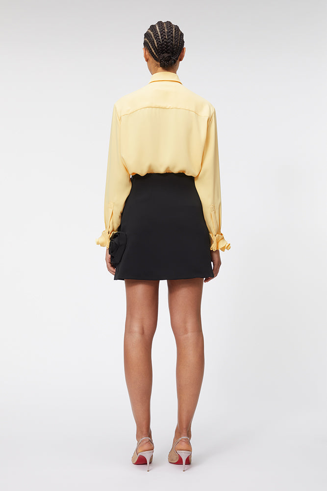 Black / ROSE APPLIQUE MINI SKIRT