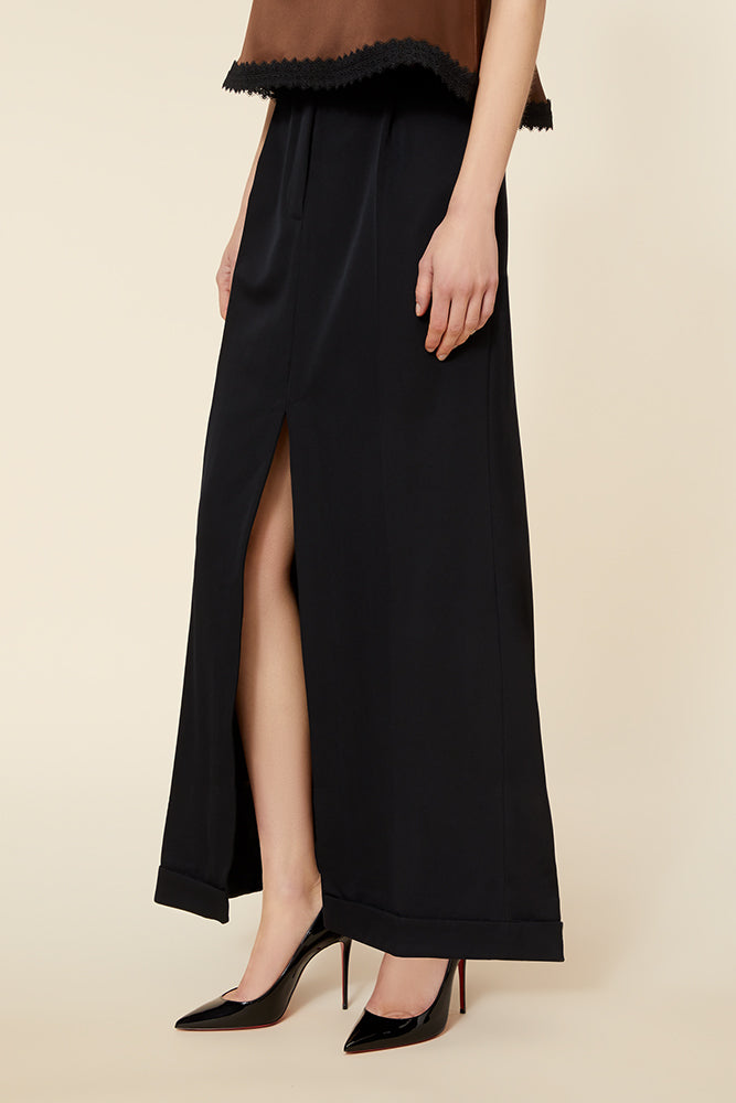 Black / MAXI TAILORED SKIRT