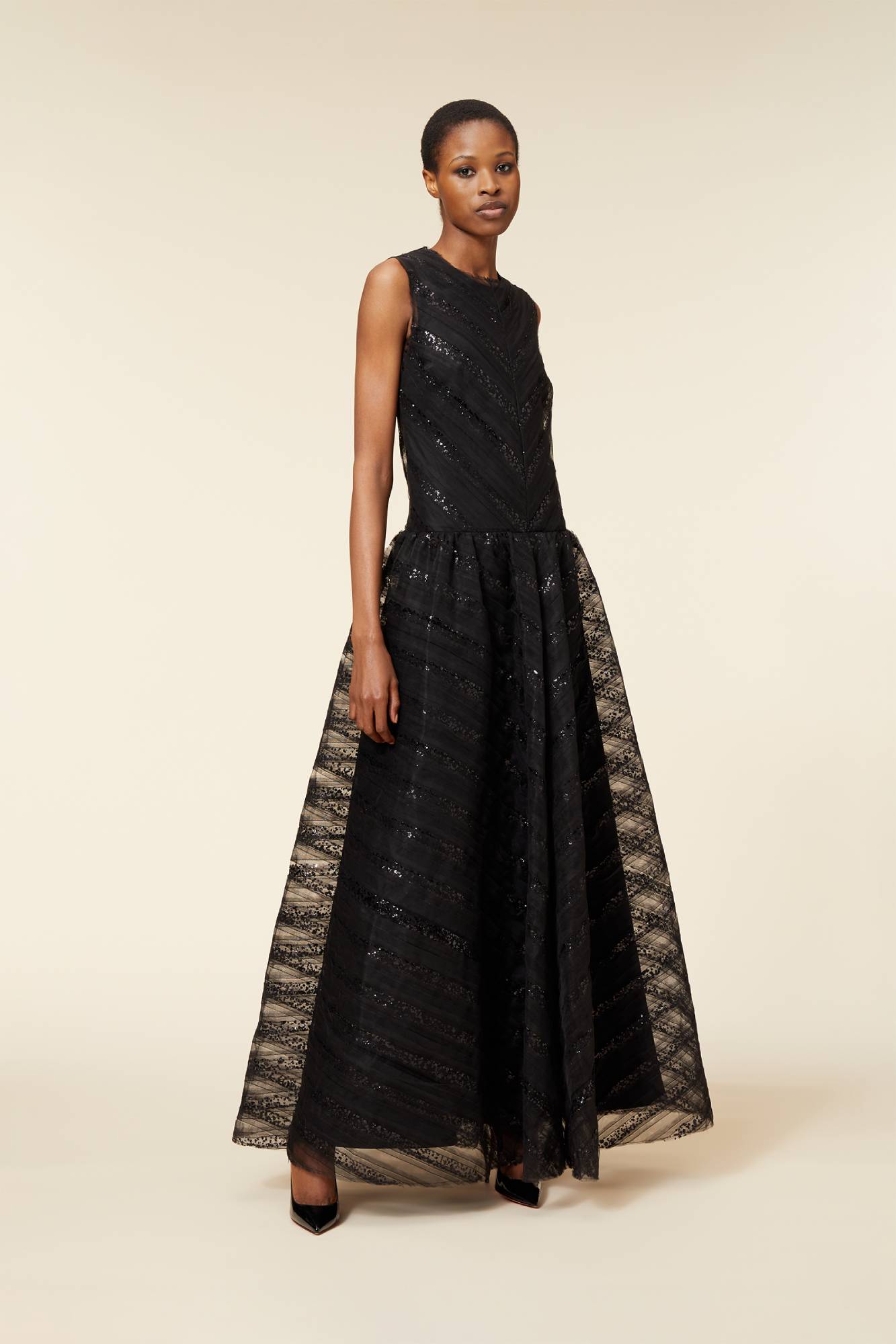 Black / TULLE MAXI DRESS