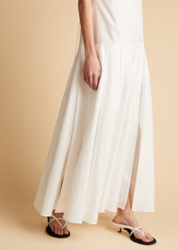 Robe Thea - White