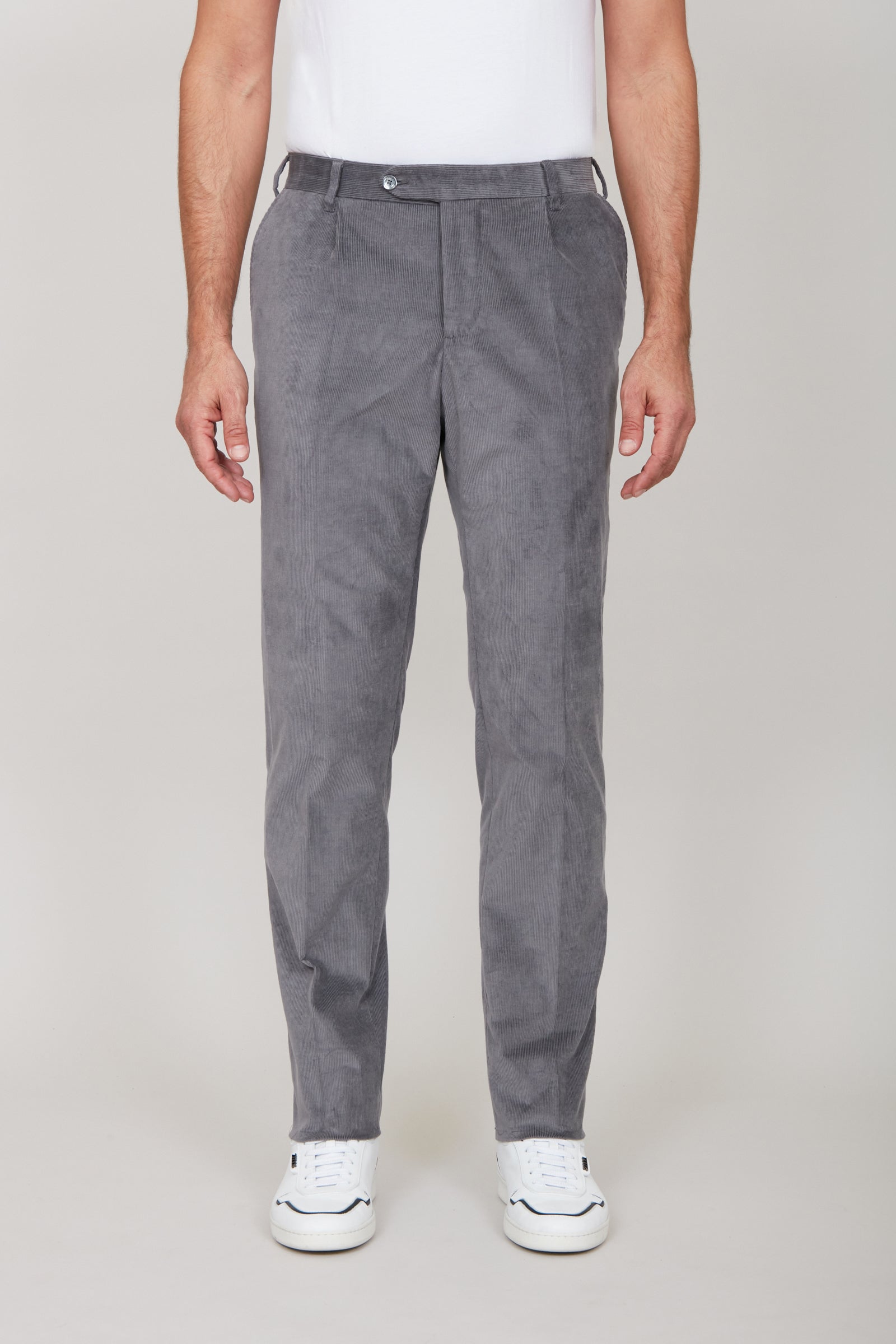 Pantalon à plis en velours côtelé - Gris