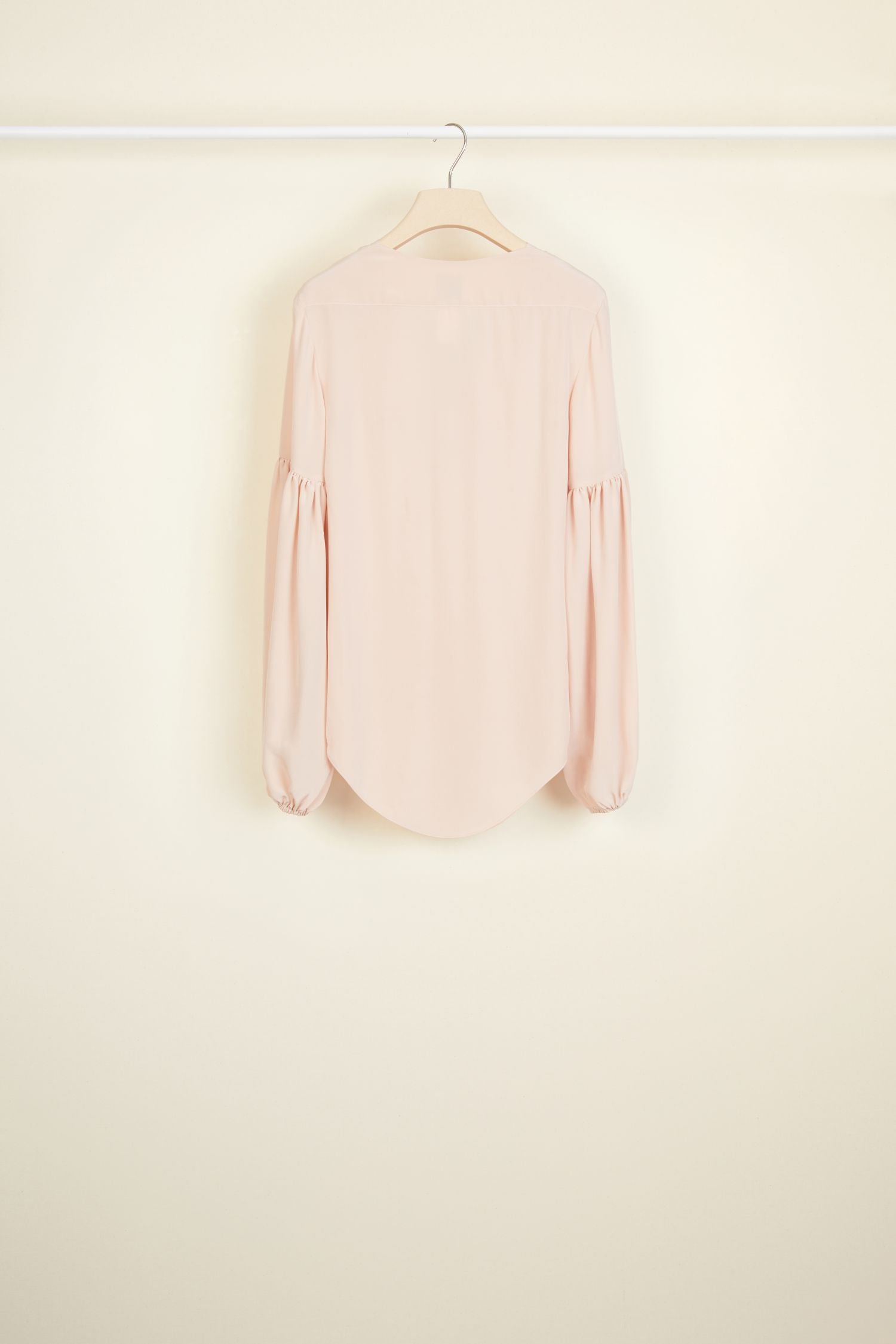 Blouse en soie à manches bouffantes - Beige Doré