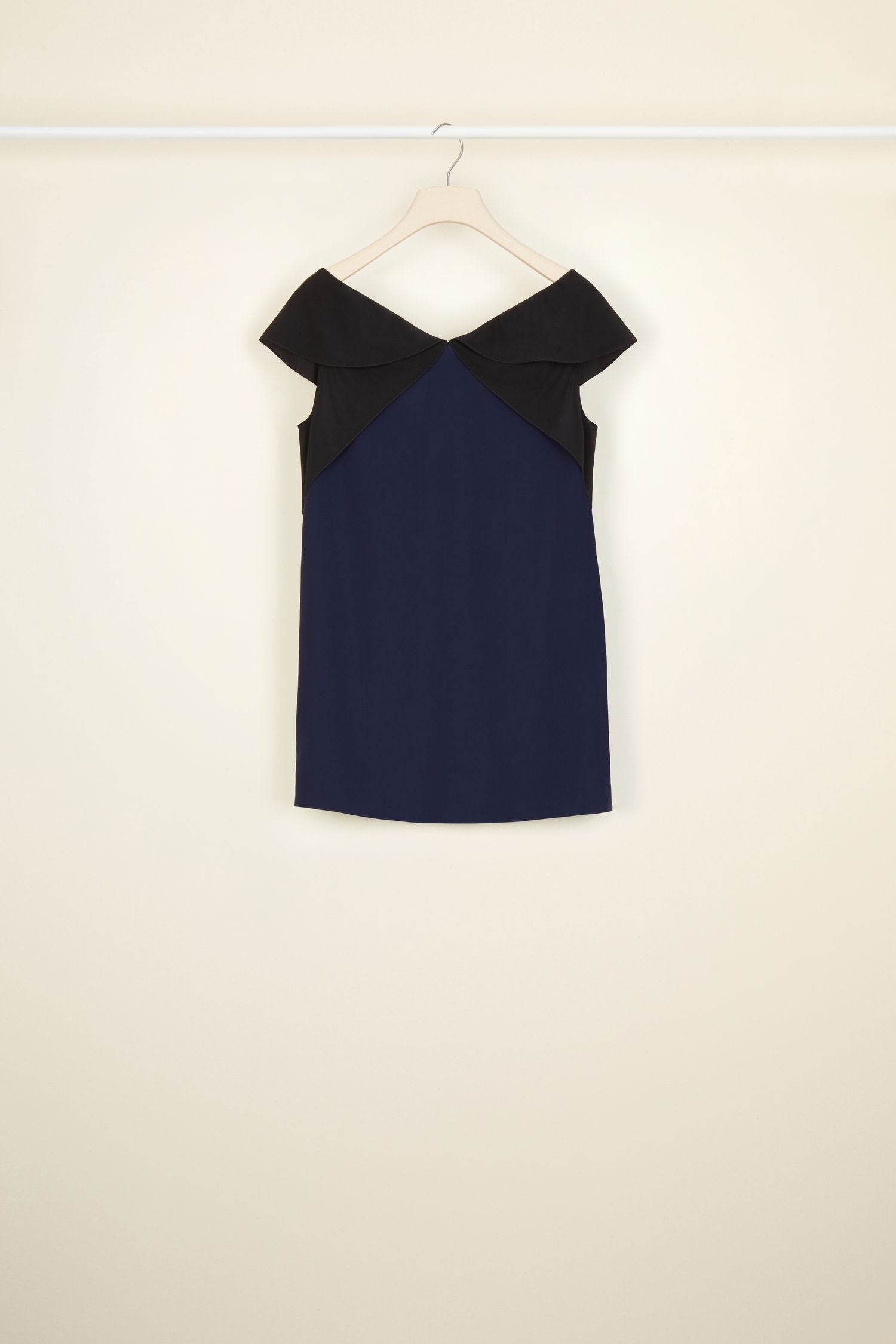 Top en soie à découpes - Bleu Marine & Noir
