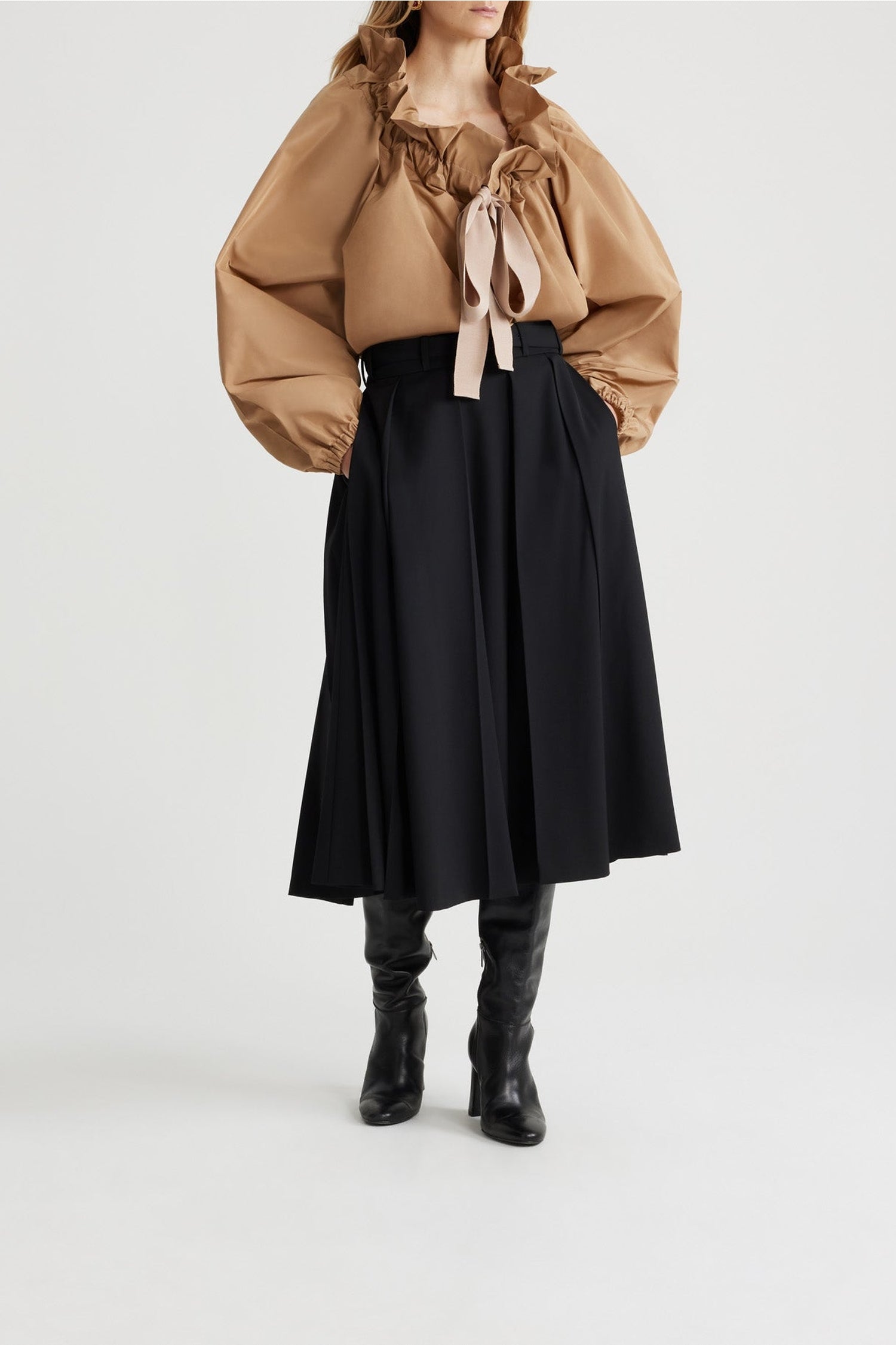 Blouse with faille puffed sleeves - Sand