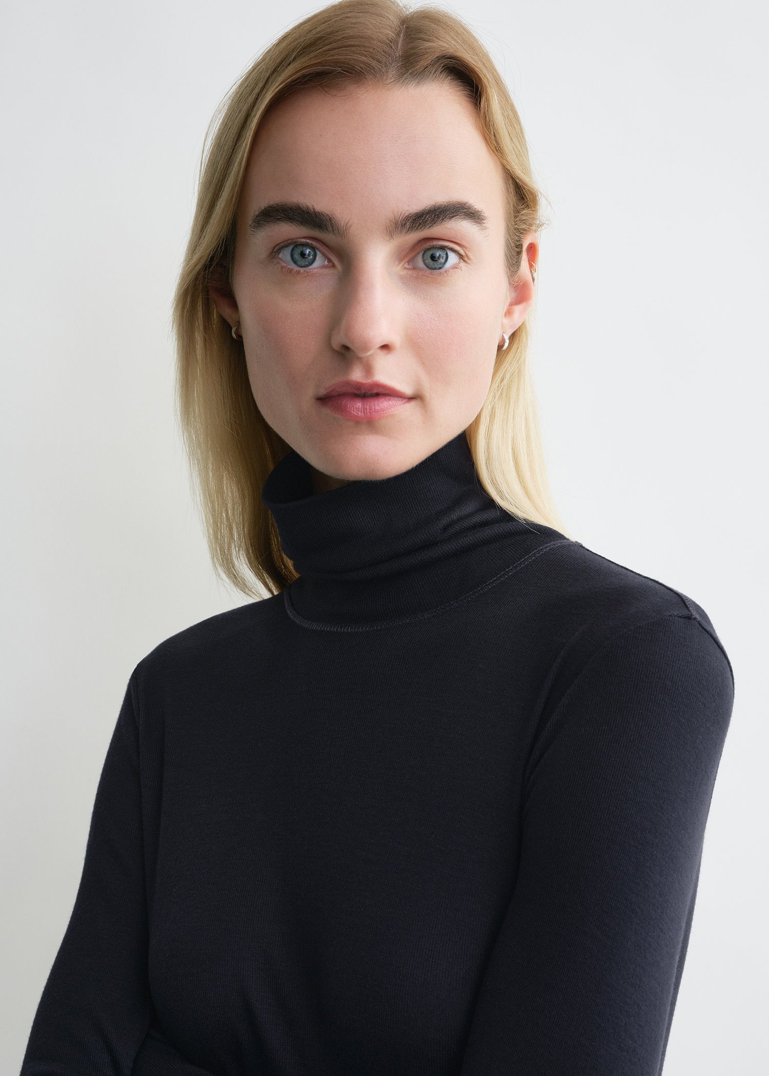HIGH-NECK RIB TOP